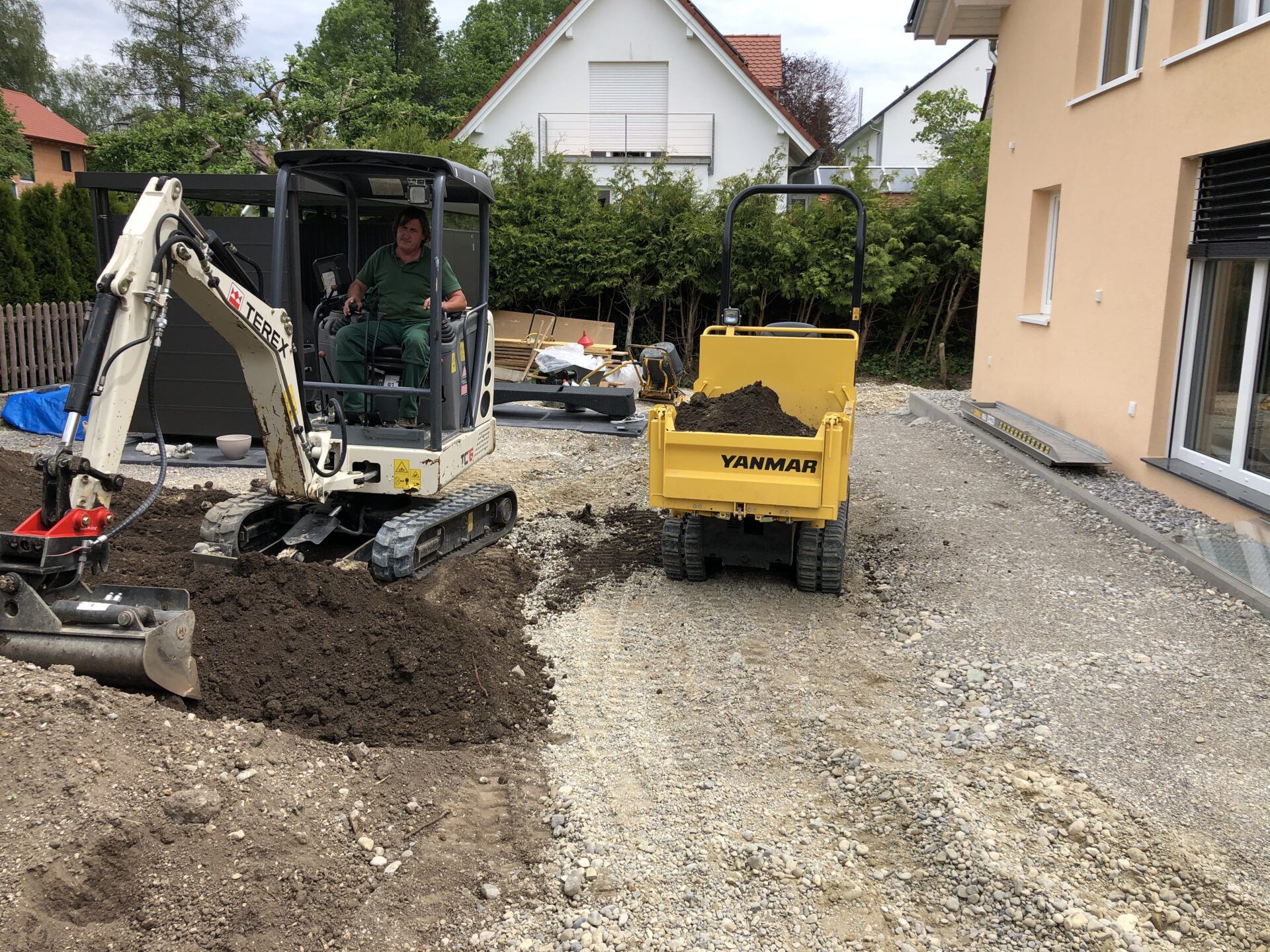 Haus- und Gartenservice Pasalic - Rasenverlegung Haus- und Gartenservice Pasalic - Rasenverlegung