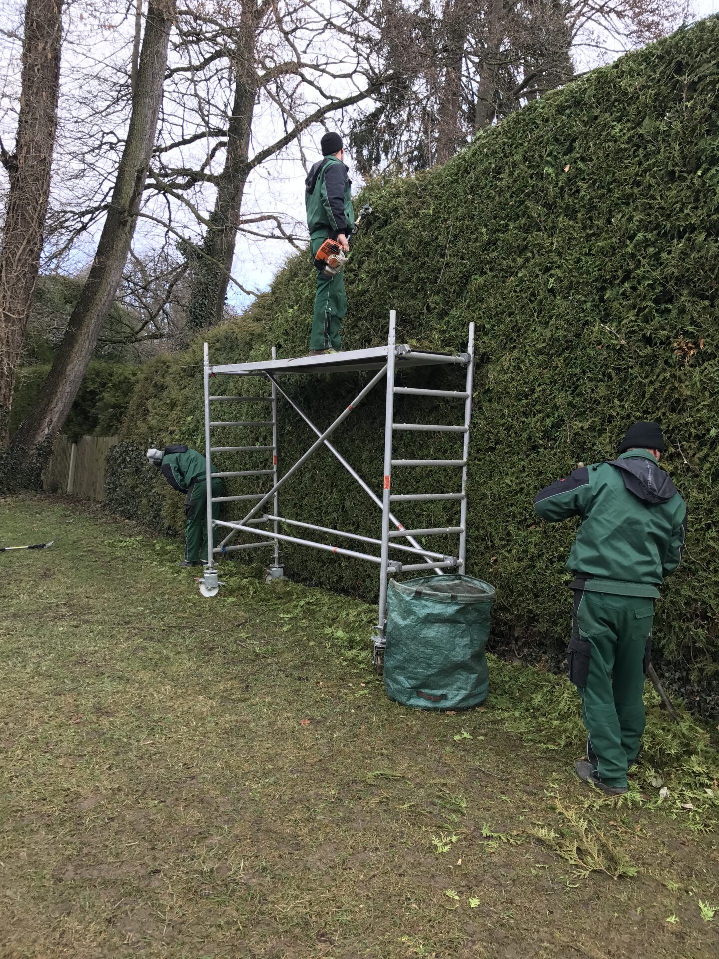 Haus- und Gartenservice Pasalic - Hecken- und Straucharbeiten Haus- und Gartenservice Pasalic - Hecken- und Straucharbeiten